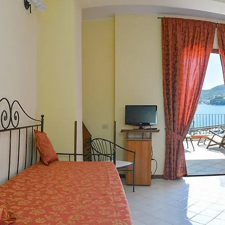 A Pinnata Hotell Lipari (Isola Lipari)