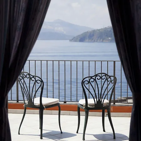 A Pinnata Hotel
